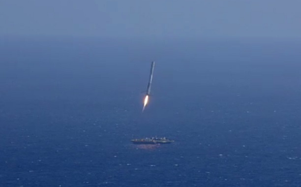 SpaceX CR6 Rocket Landing