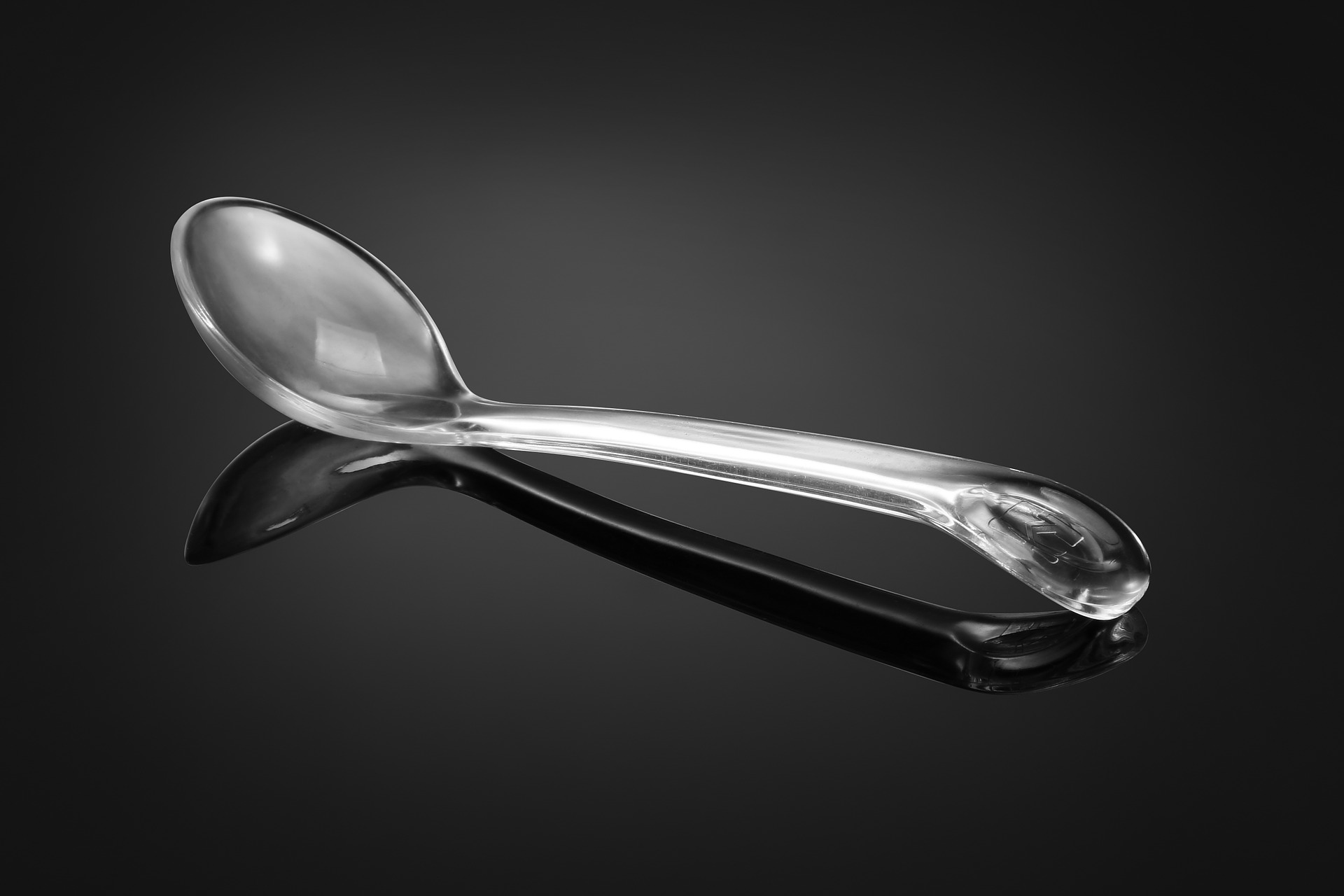 Plastic Spoon Picture